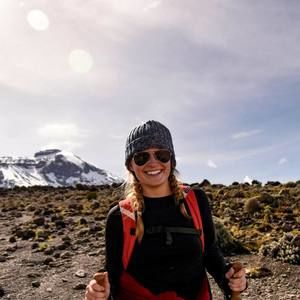 Meet your Posher, Ella